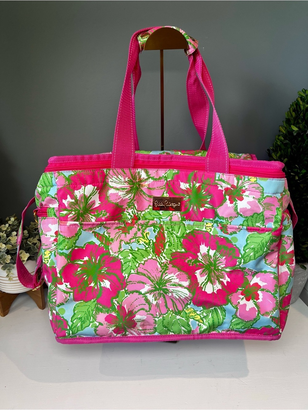 Lilly Pulitzer Insulated Cooler in the "Big Flirt" Pattern
